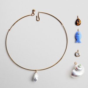Kacey Removable Charm Collar Necklace - Gold/Pearl